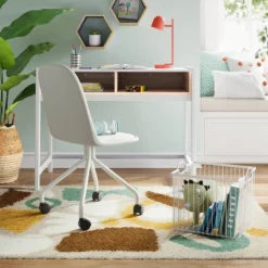 Eclectic Shapes Area Kids' Rug Pink/Mint - Pillowfort™