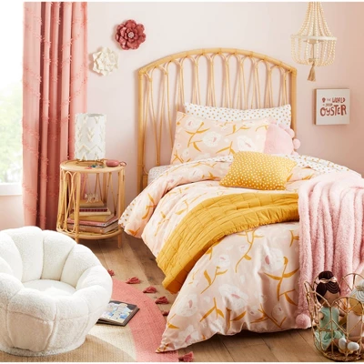 Boho Rattan Cylinder Kids' Nightlight - Pillowfort™ 5 Boho Rattan Cylinder Kids' Nightlight - Pillowfort™ - Image 5