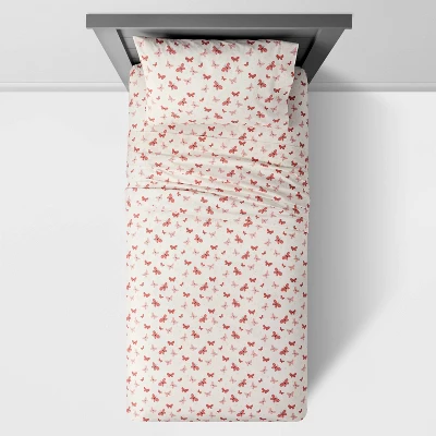 Butterfly Cotton Kids' Sheet Set Rose - Pillowfort™ 2 Butterfly Cotton Kids' Sheet Set Rose - Pillowfort™ - Image 2