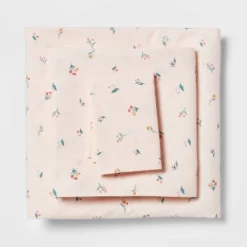 In The Garden Kids' Bedding Set With Sheets - Pillowfort™ -Pillowfort Kids Outlet Store GUEST df4a80be c6d3 4f45 9143 2919fe73e663